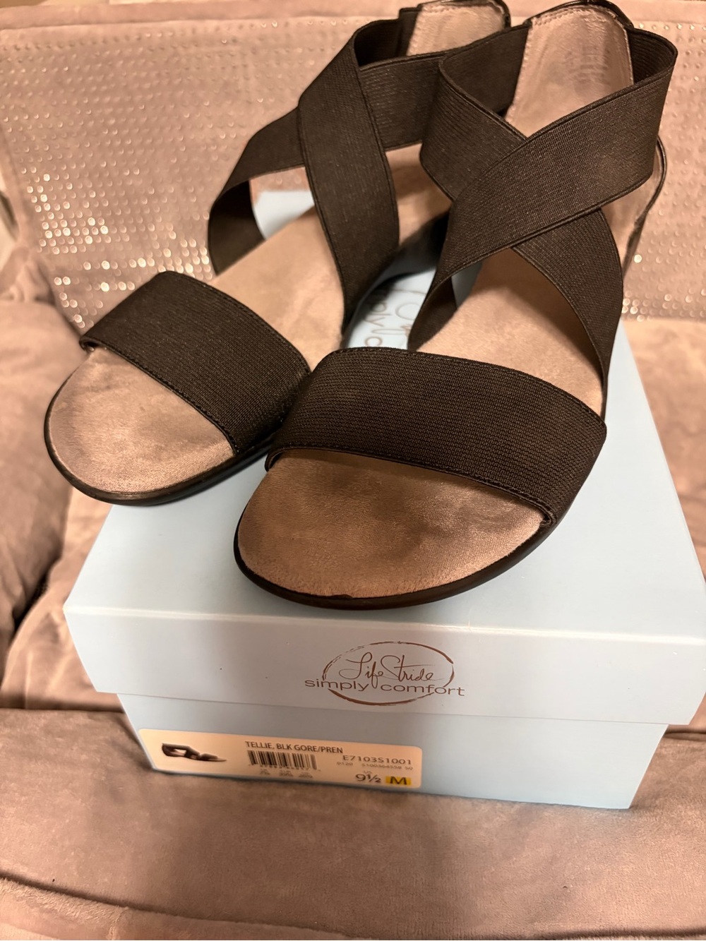 Life Stride Black Elastic Strap Comfort Wedge Sandals size 9.5